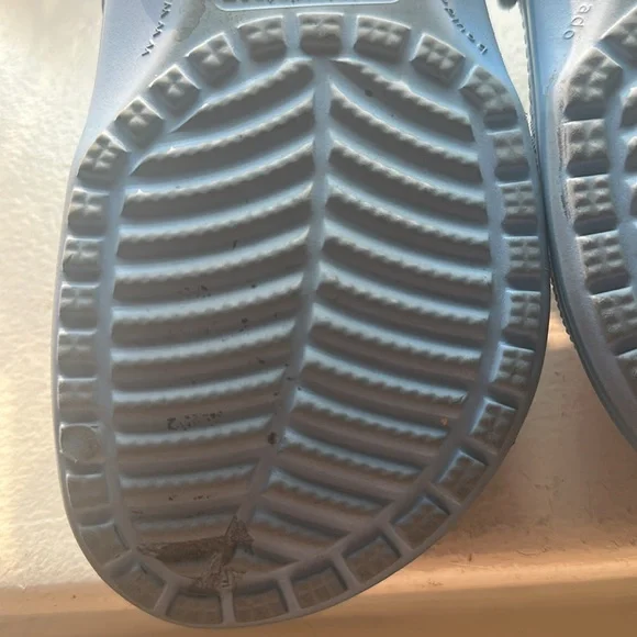 Disney Blue Stitch Slippers for Casual Comfort - Picture 3 of 4